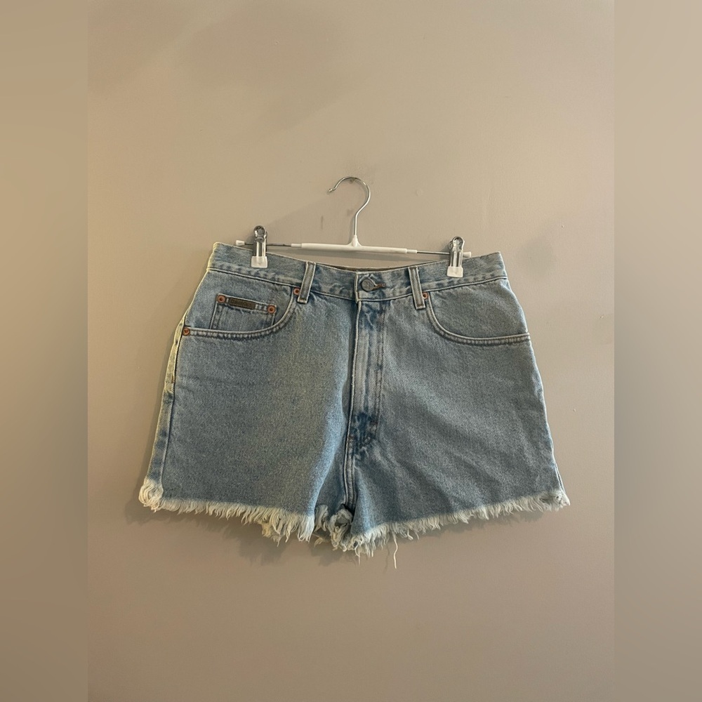 Vintage Calvin Klein Cut Off Denim Shorts Medium Wash - Picture 1 of 6